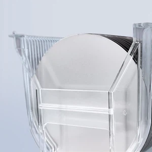 Plátka z karbidu křemíku